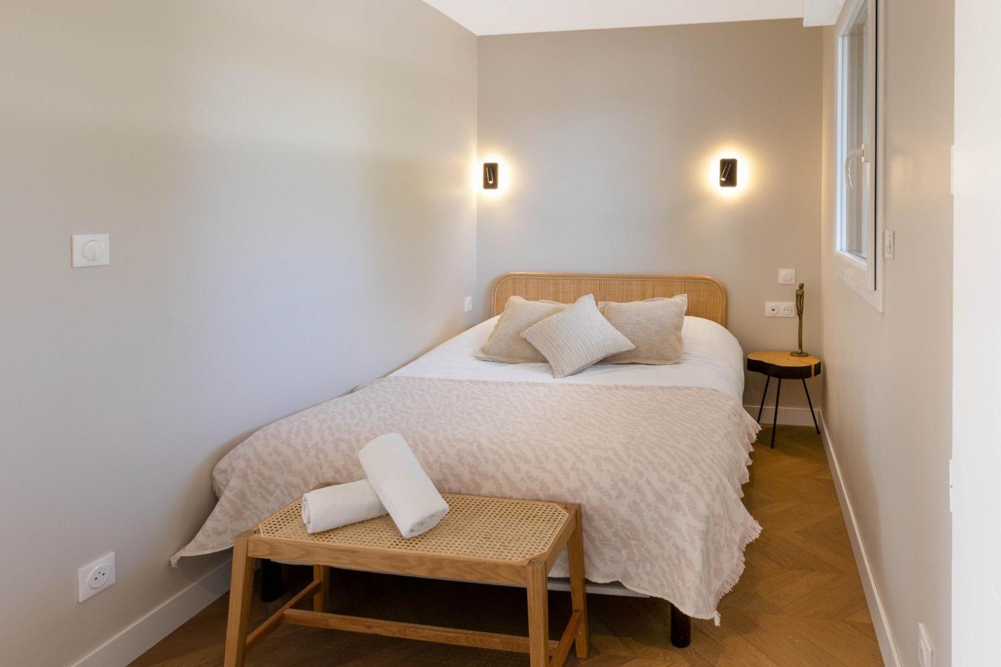 Appart Hotel Coraline - Genas Lyon Eurexpo Екстер'єр фото