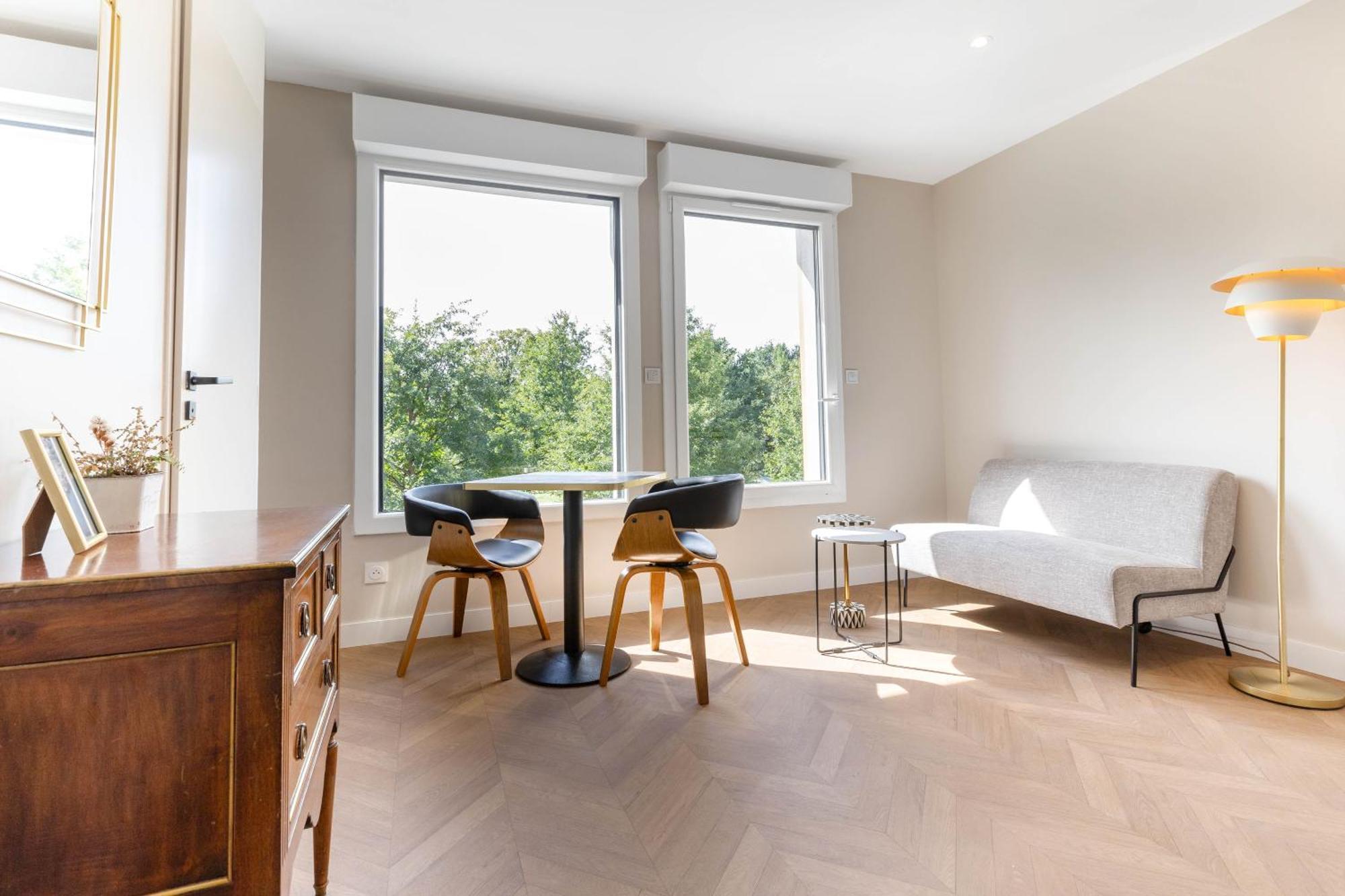 Appart Hotel Coraline - Genas Lyon Eurexpo Екстер'єр фото