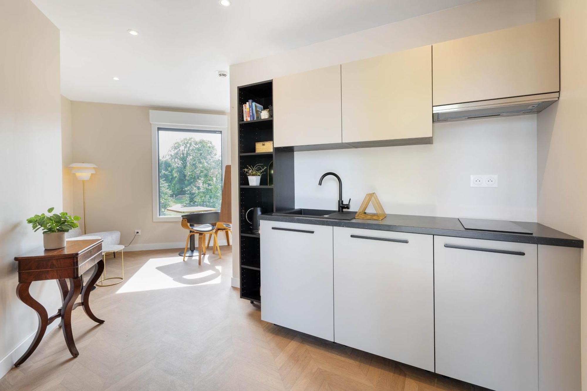 Appart Hotel Coraline - Genas Lyon Eurexpo Екстер'єр фото