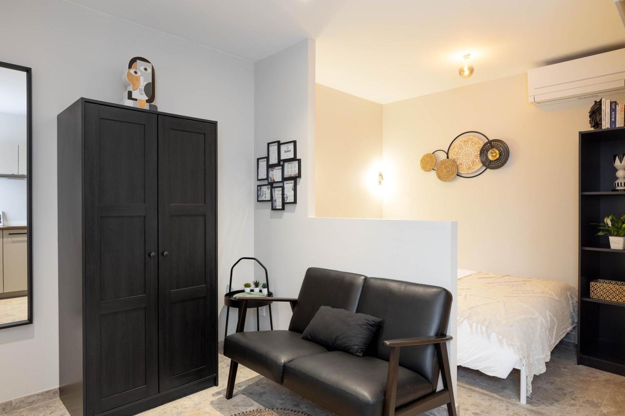 Appart Hotel Coraline - Genas Lyon Eurexpo Екстер'єр фото